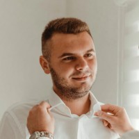 Dzenan M.