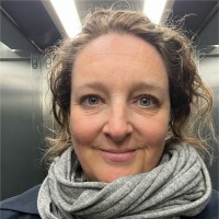 Dr. Stefanie Fabian