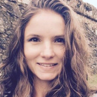 Juliana de Farias Fazzane