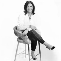 Tracey Thomson