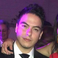 Eduardo Flores