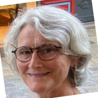 Nienke Van Der Zee