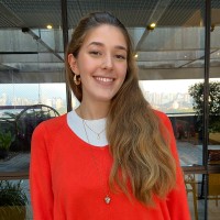 Lívia Moral Ganança