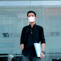 VICKY HADINENDRA