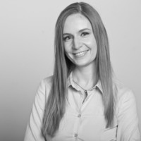 Dr. Stephanie Güldenring