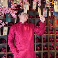 Hoàng Khánh