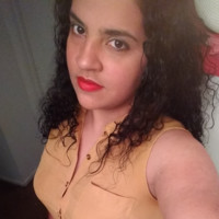 Dora Larroy