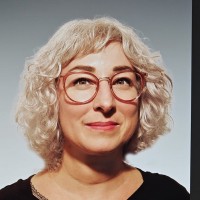 Simone Schmid