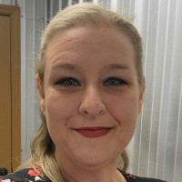 Sarah Holloway