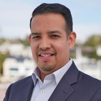 Luis Galdamez Jr., CFA, CFP®, CMT®, CIPM, ChFC®