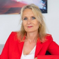 Esther Mallant