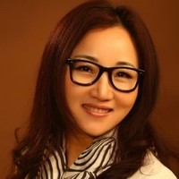 李依玲