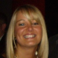 Julie Lawrence