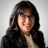 Adriana Rayneri, Frp