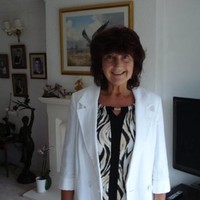 Christina Knight
