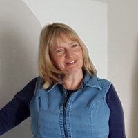 Anna Ford