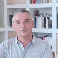 Stéphane Gille