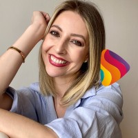 Luciana Galhardi