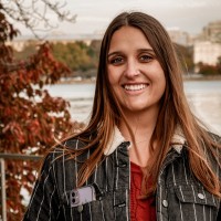 Julia Steen
