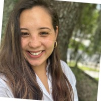 Arianna R.