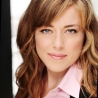 Anna Dart