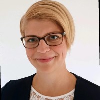 Nicole Lange