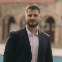 Cláudio Comanduci Fernandes Neto