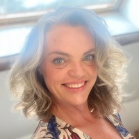 Veronique Postma