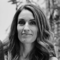 Danielle Deswert Hahn, Emba, Mm
