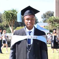 Phakamani Mhlongo