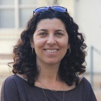 Na'ama Shapira