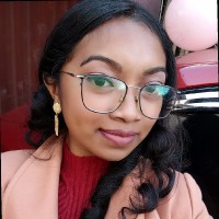 MIHARIFERANANDRASANA Maholy