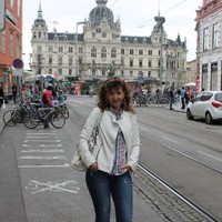 Vanya Lindinger