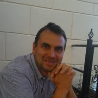 Алекс Петров