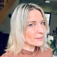 Isabelle George