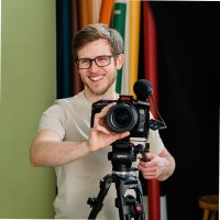 Joel Lowson - Videographer/Photographer