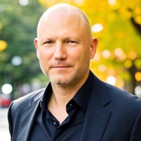 Brian Lakamp