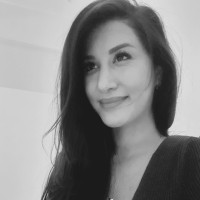 Nilufar Pashaee