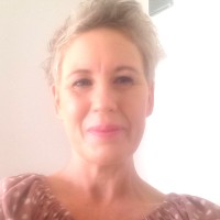 Laura Battley Holistic 'Arts' Psychotherapist/ Supervisor