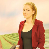 Roxana Ariton