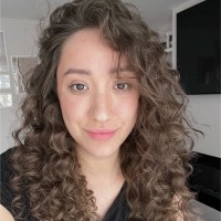 Naomi Mali