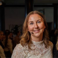 Mari Røstum Breines