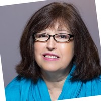 lynette lazenby