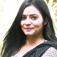 Anchor Pooja Sachdeva
