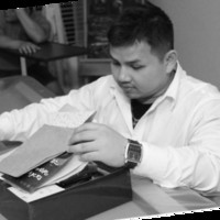 Charlie Thach
