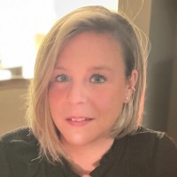 Caroline Simons
