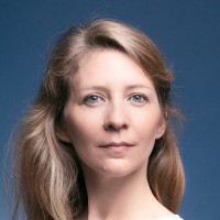 Ariane Smia