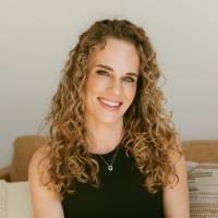 Amanda Joyce