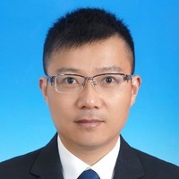 于新建