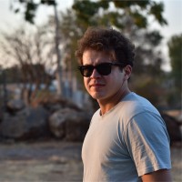 Emmanuel Guzmán